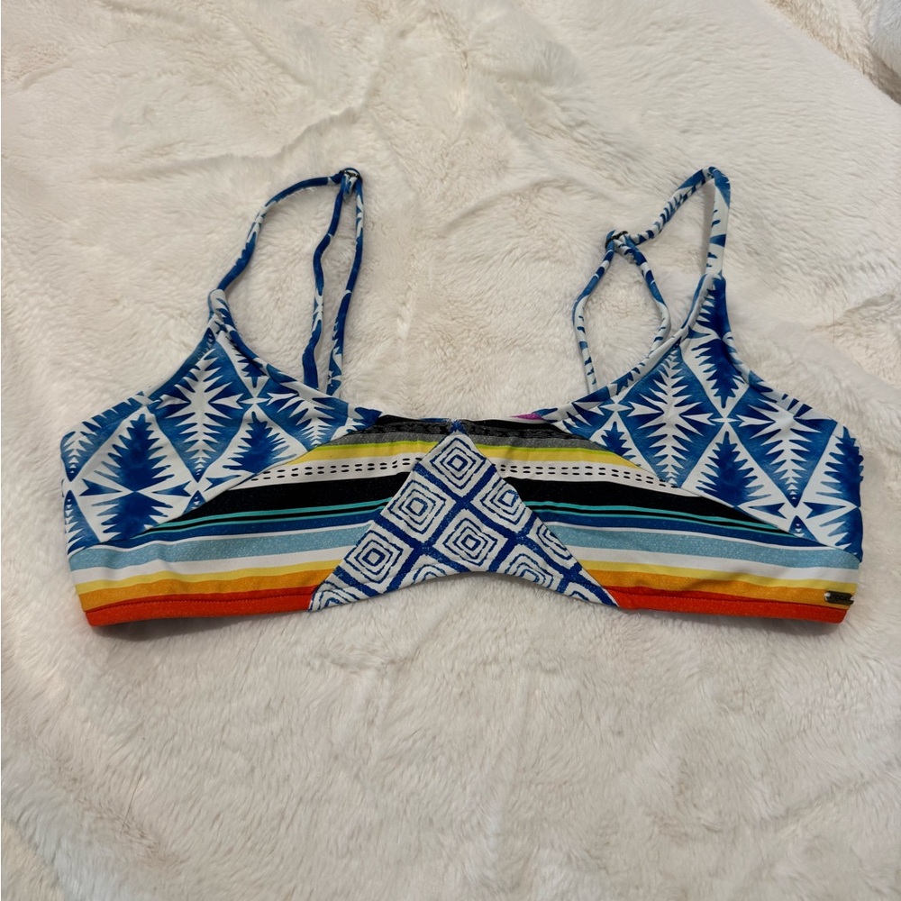 EUC Rip Curl swimsuit top size medium